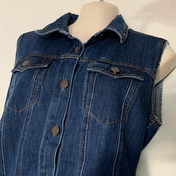 Jean sleeveless tops - Picture 6 of 8